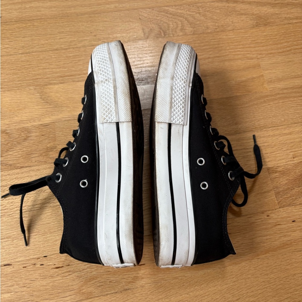 Converse Chuck Taylor All Star Lift Platform Canvas Sneakers Size 7.5 - Picture 4 of 7